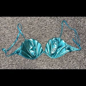 Halloween costume worn once